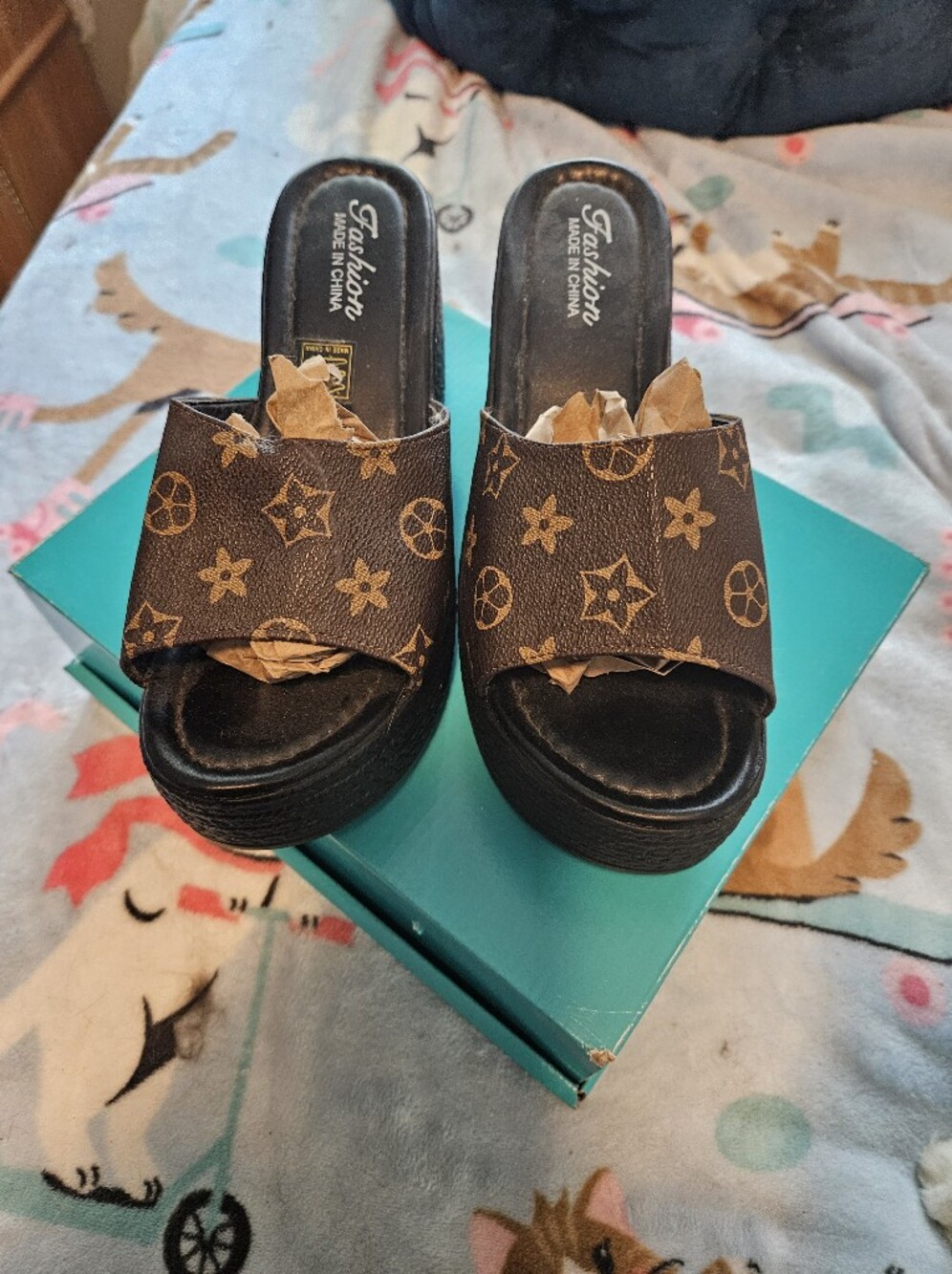 BRAND NEW ** Brown Platform Slide Sandals - Women